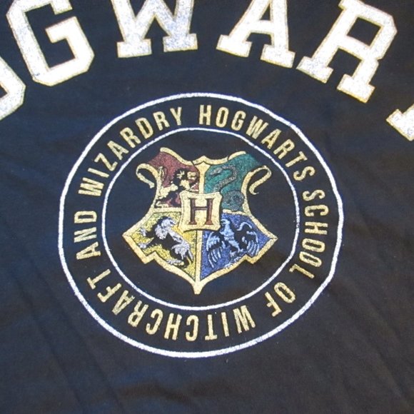 Harry Potter Men's black graphic tee new - Picture 3 of 6